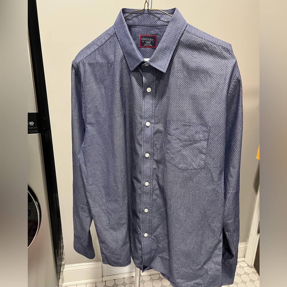 UNTUCKit Men’s button down